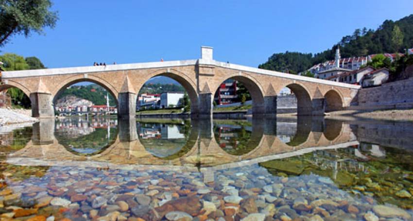 Svezak sjećanja: Kamena ćuprija u Konjicu s pogledom Zuke Džumhura na njeno životno tkanje